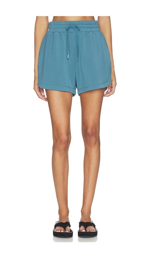 varley coulter high rise short in teal.