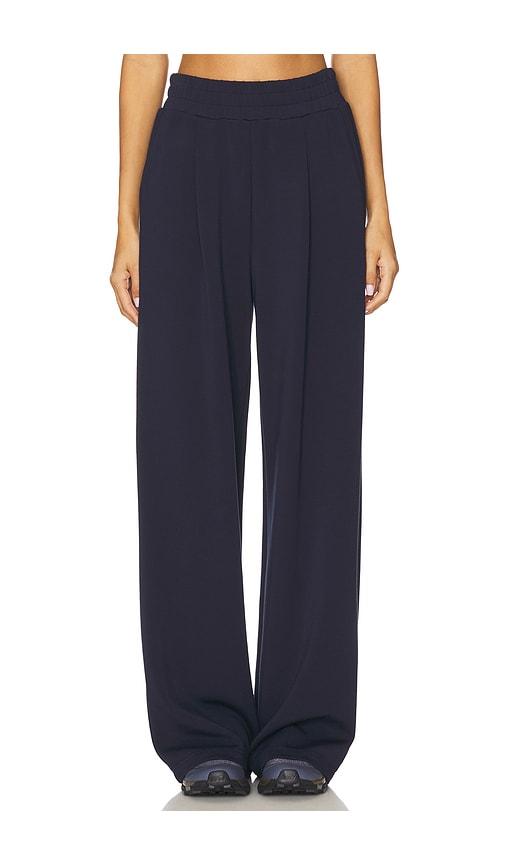 varley the extra wide leg 29.5 pant in navy.