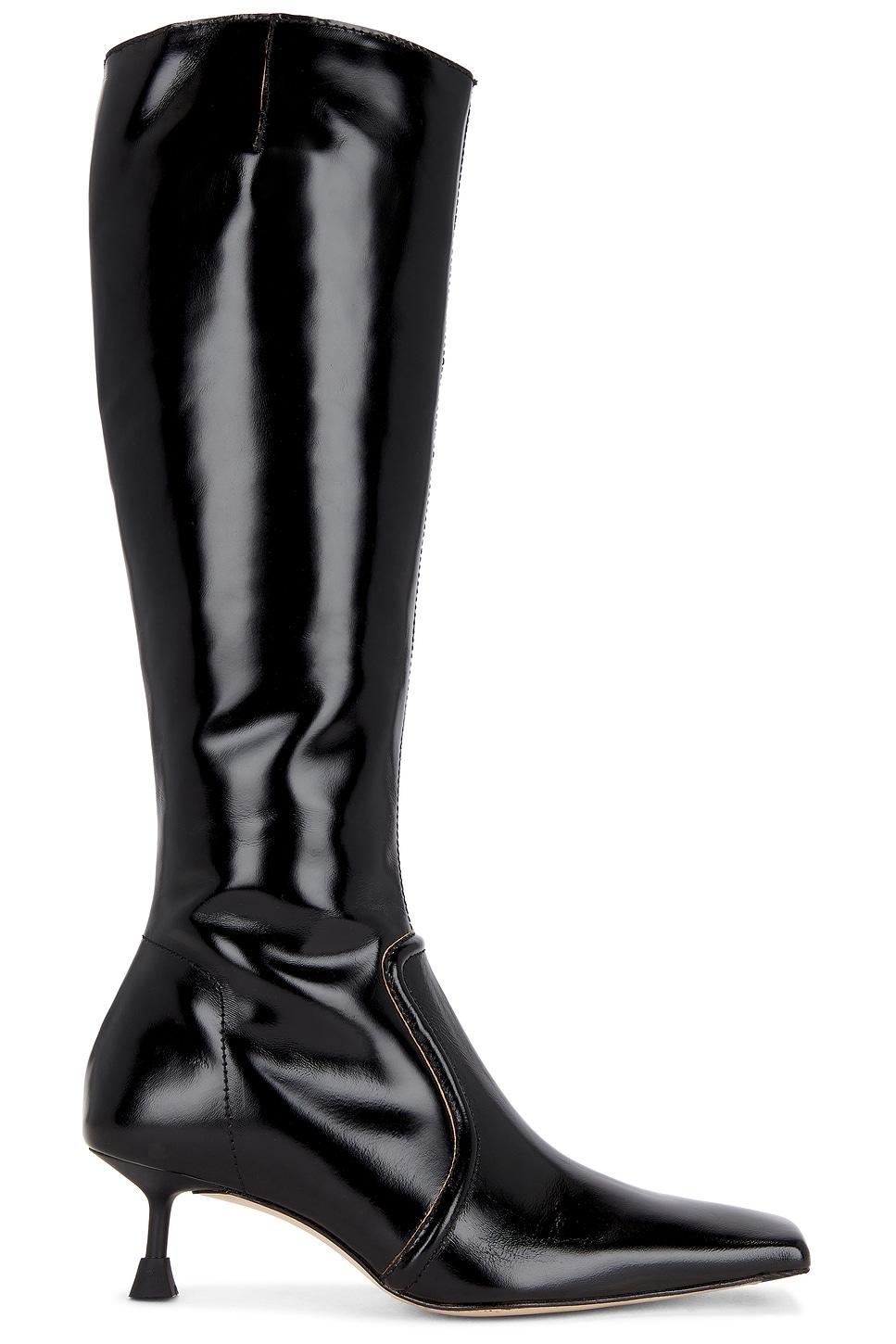 vikki tall boot