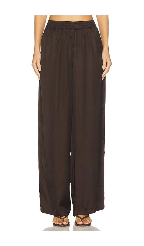 vitamin a kami pant in black.