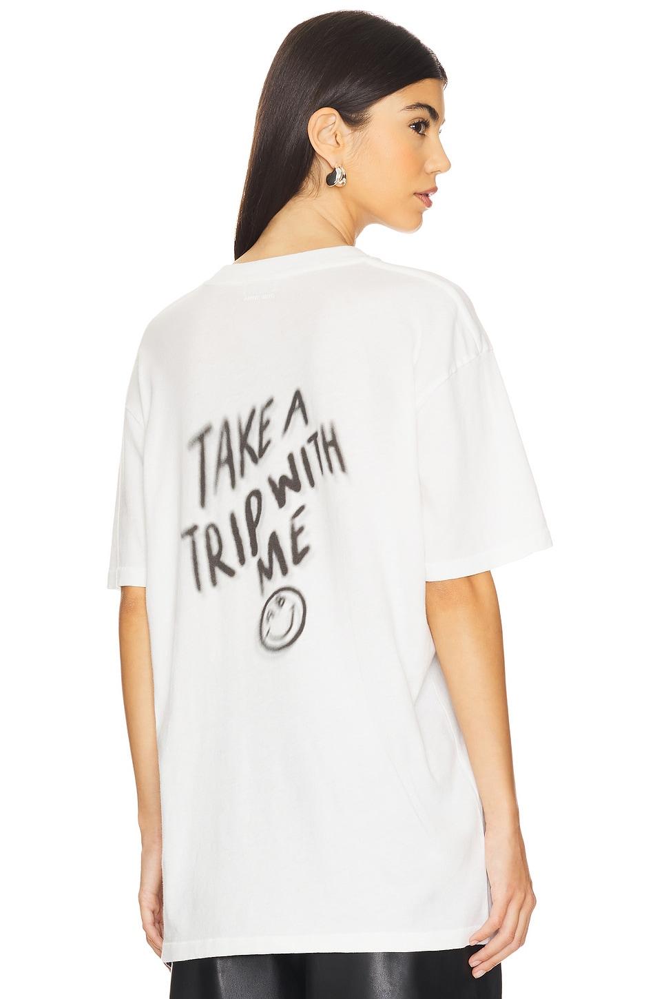 walker trip tee