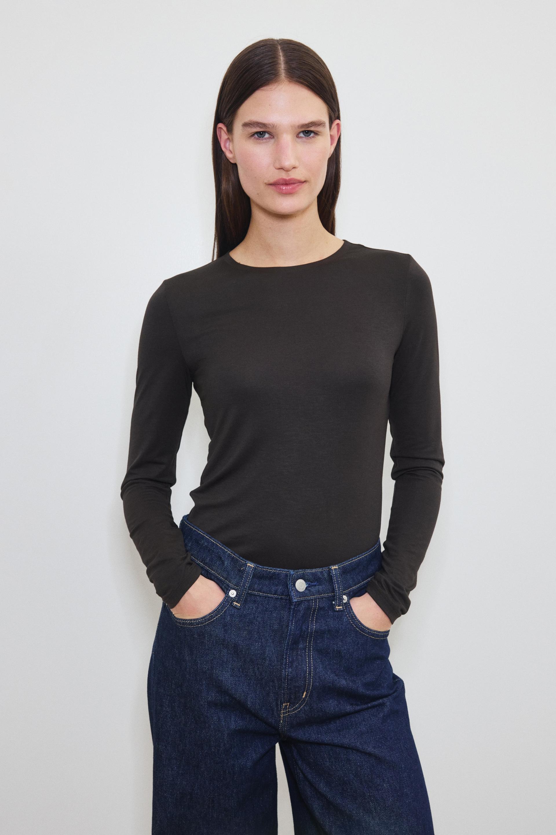 warming slim-fit top