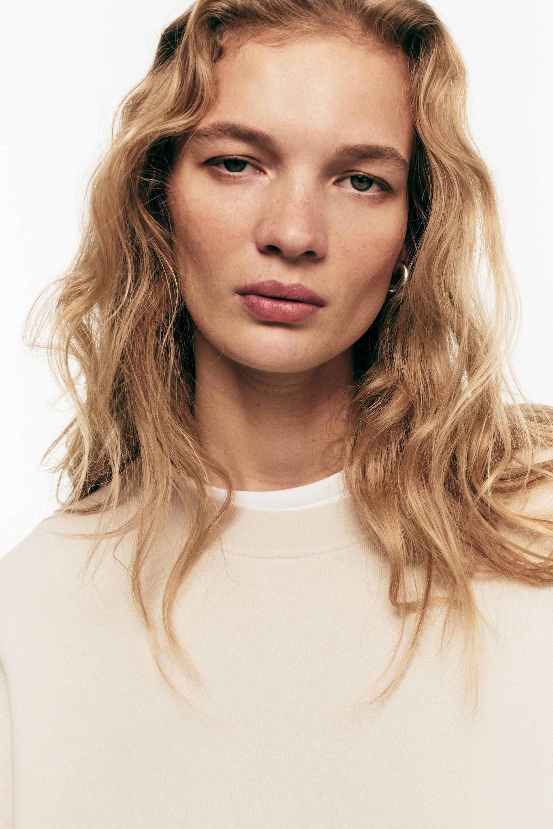 washed-look sweatshirt