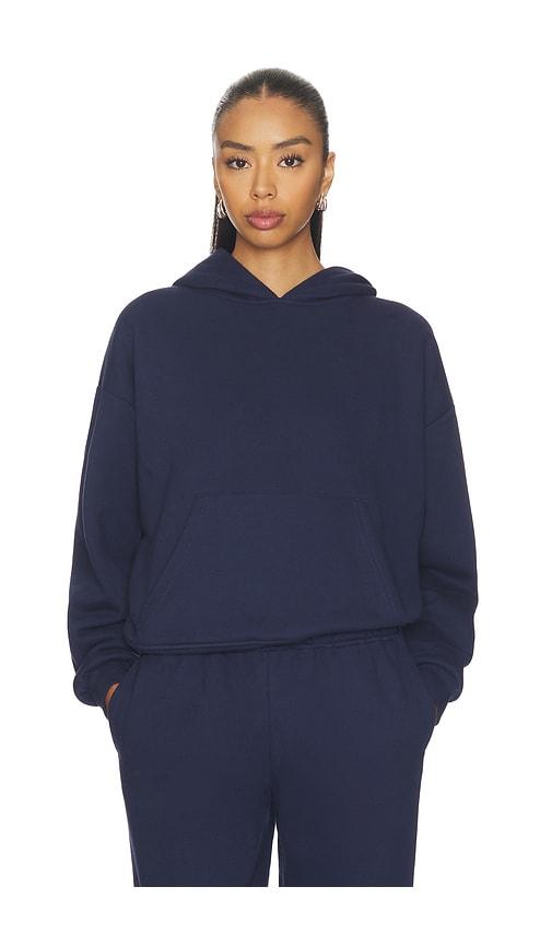wellbeing + beingwell brooks hoodie in navy.