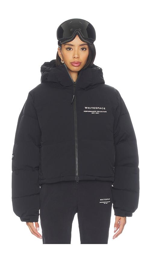 whitespace cropped puffer jacket in black.