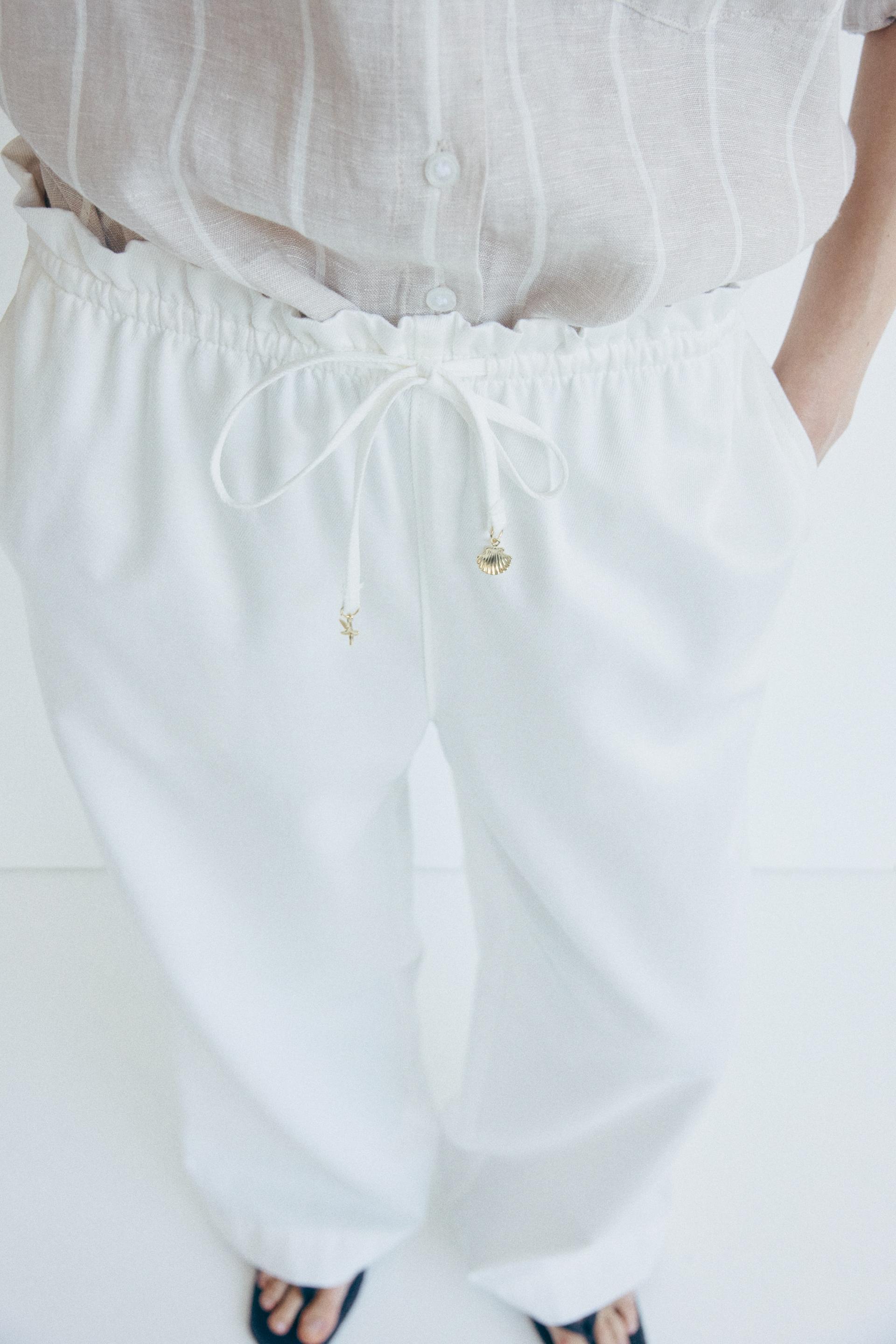 wide-cut paper-bag pants