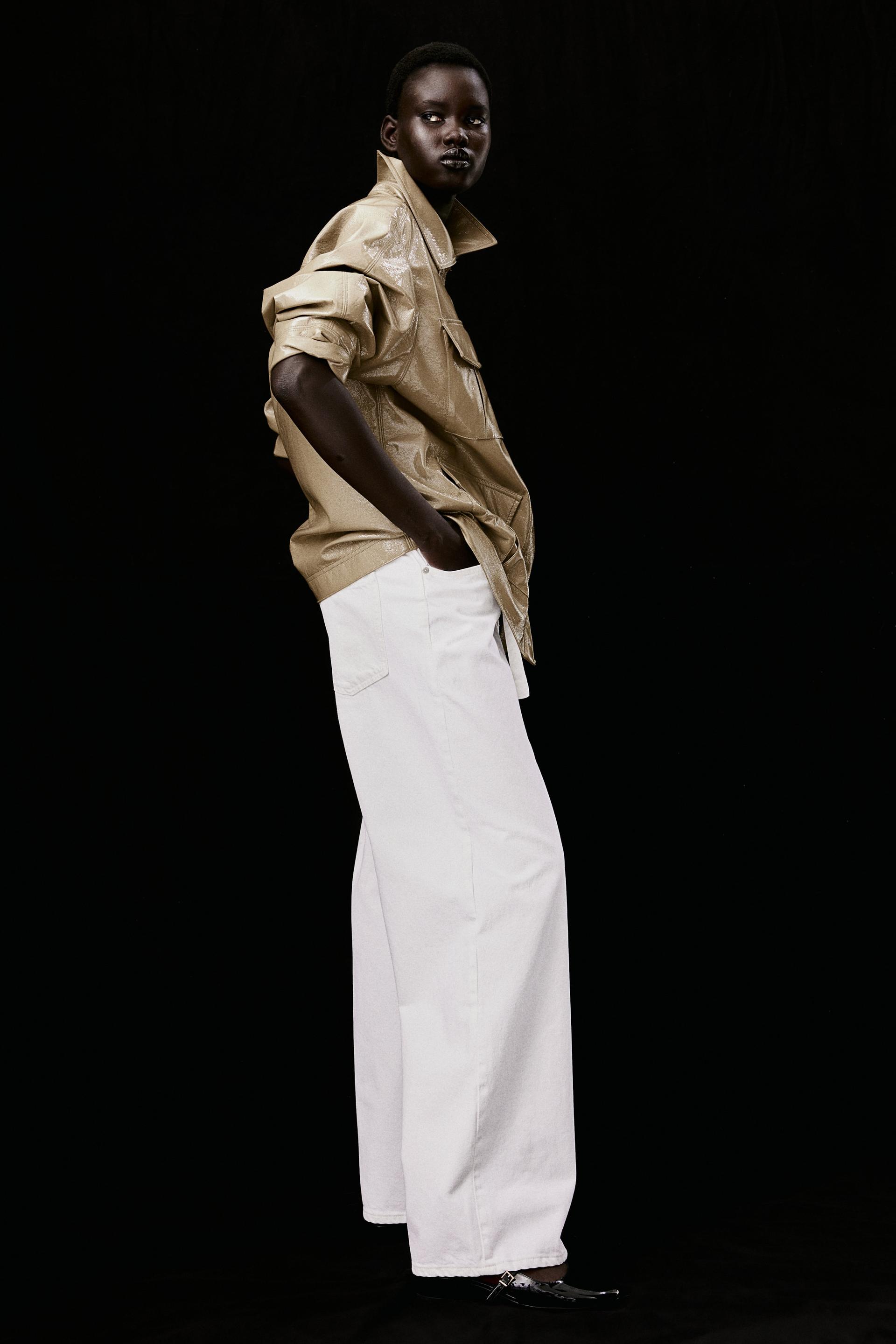 wide-leg belted jeans