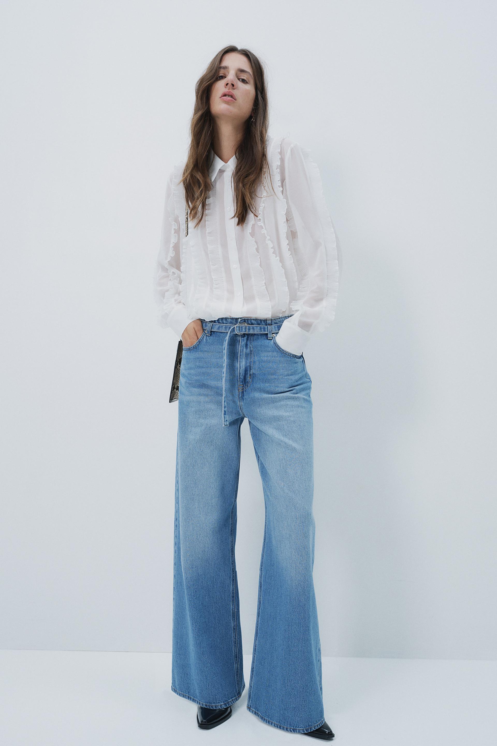 wide-leg belted jeans