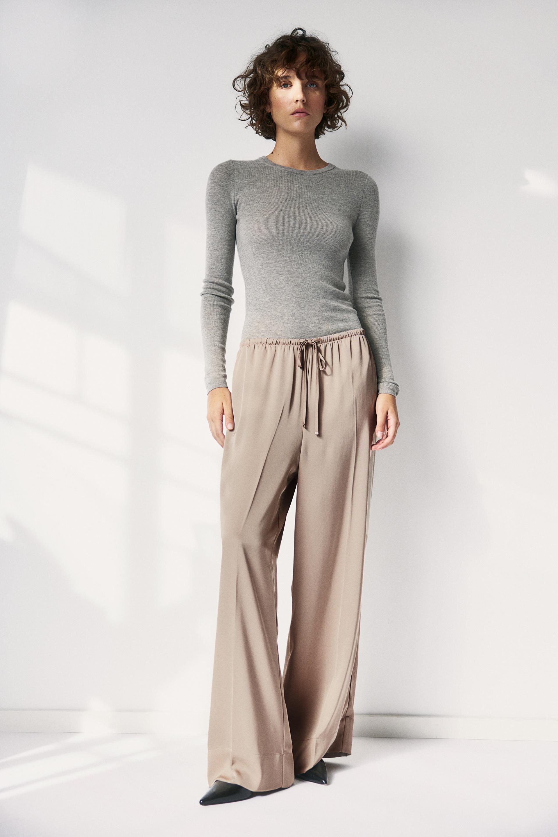 wide-leg drawstring pants