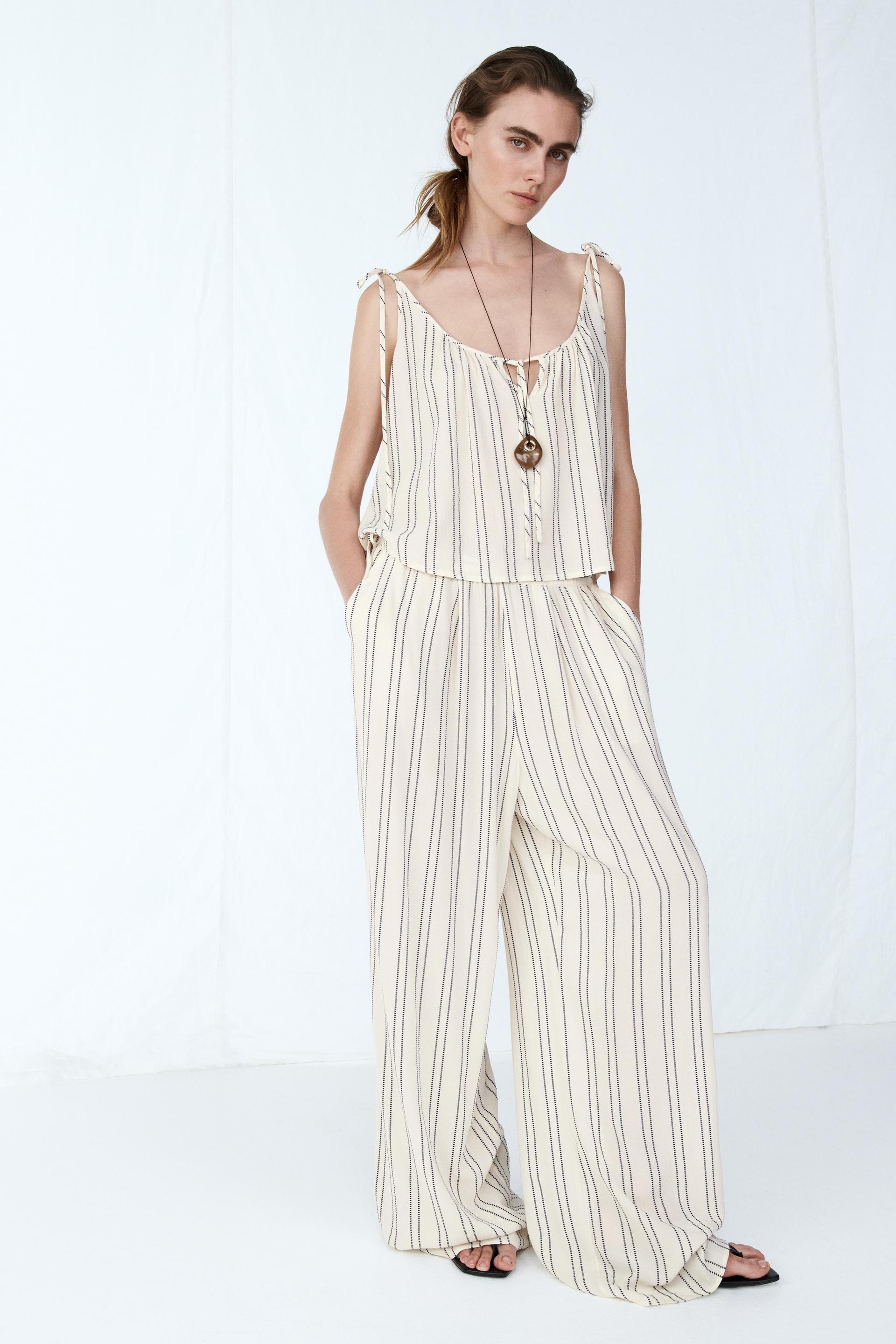wide-leg drawstring pants