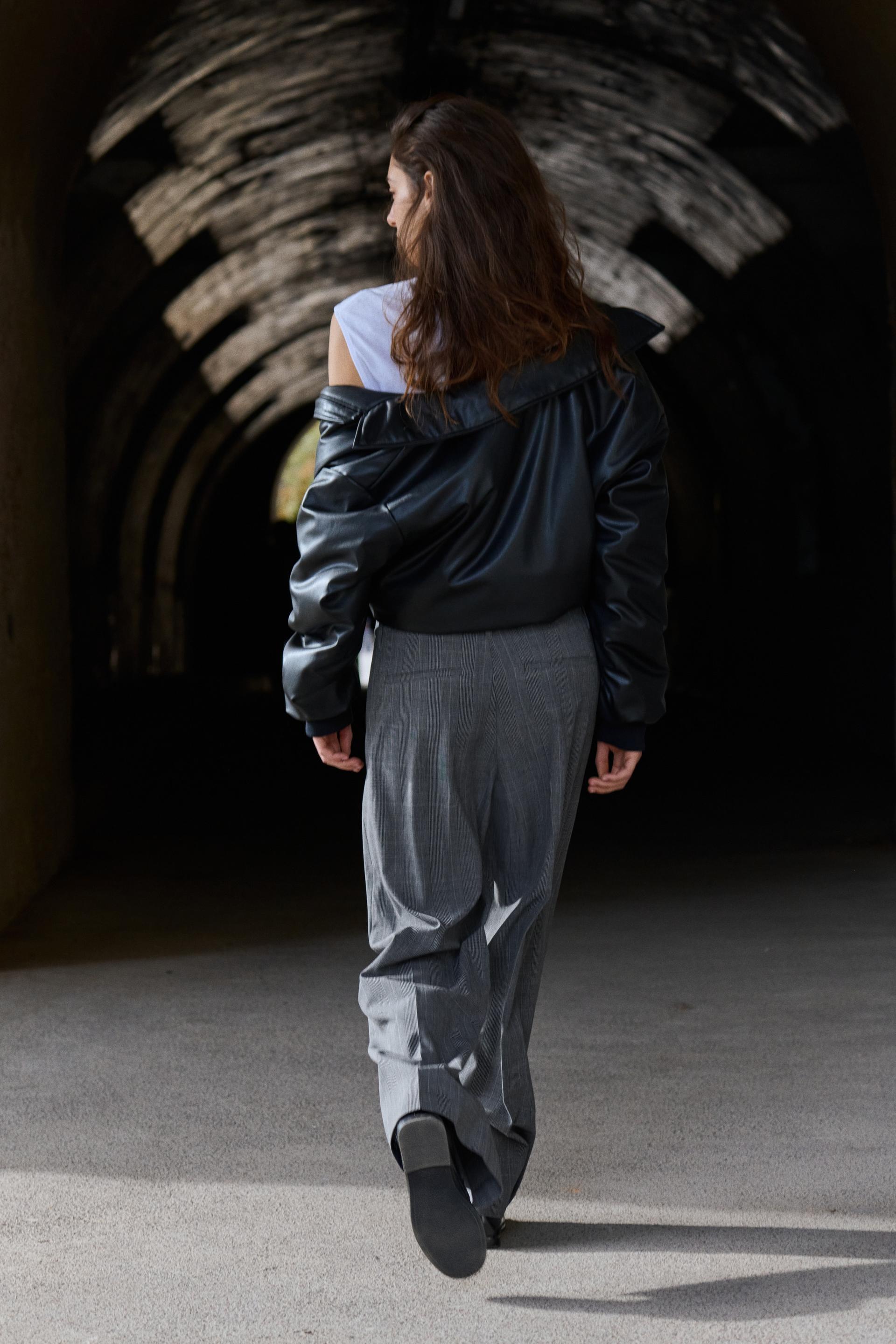 wide-leg dress pants