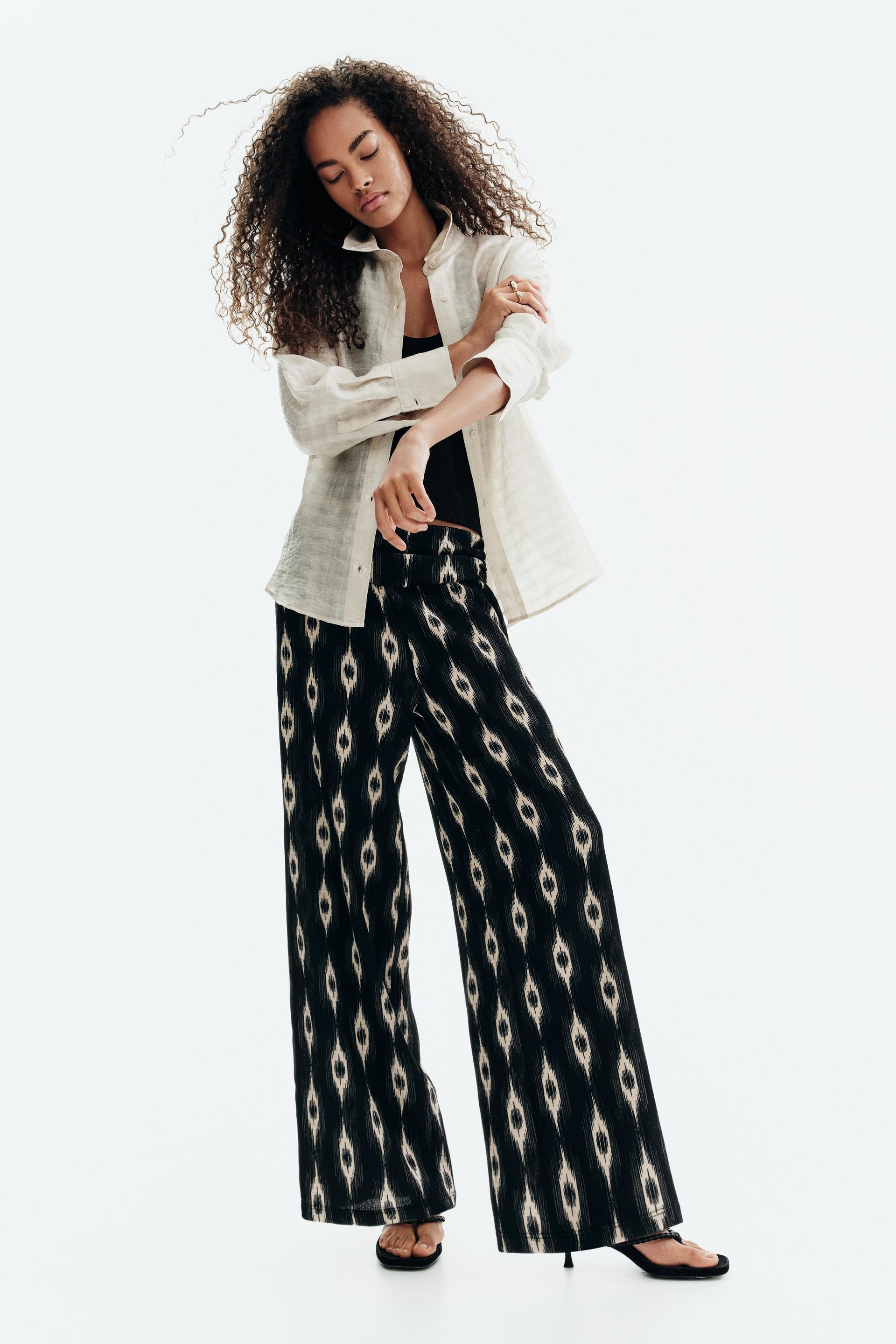 wide-leg gathered-waist pants
