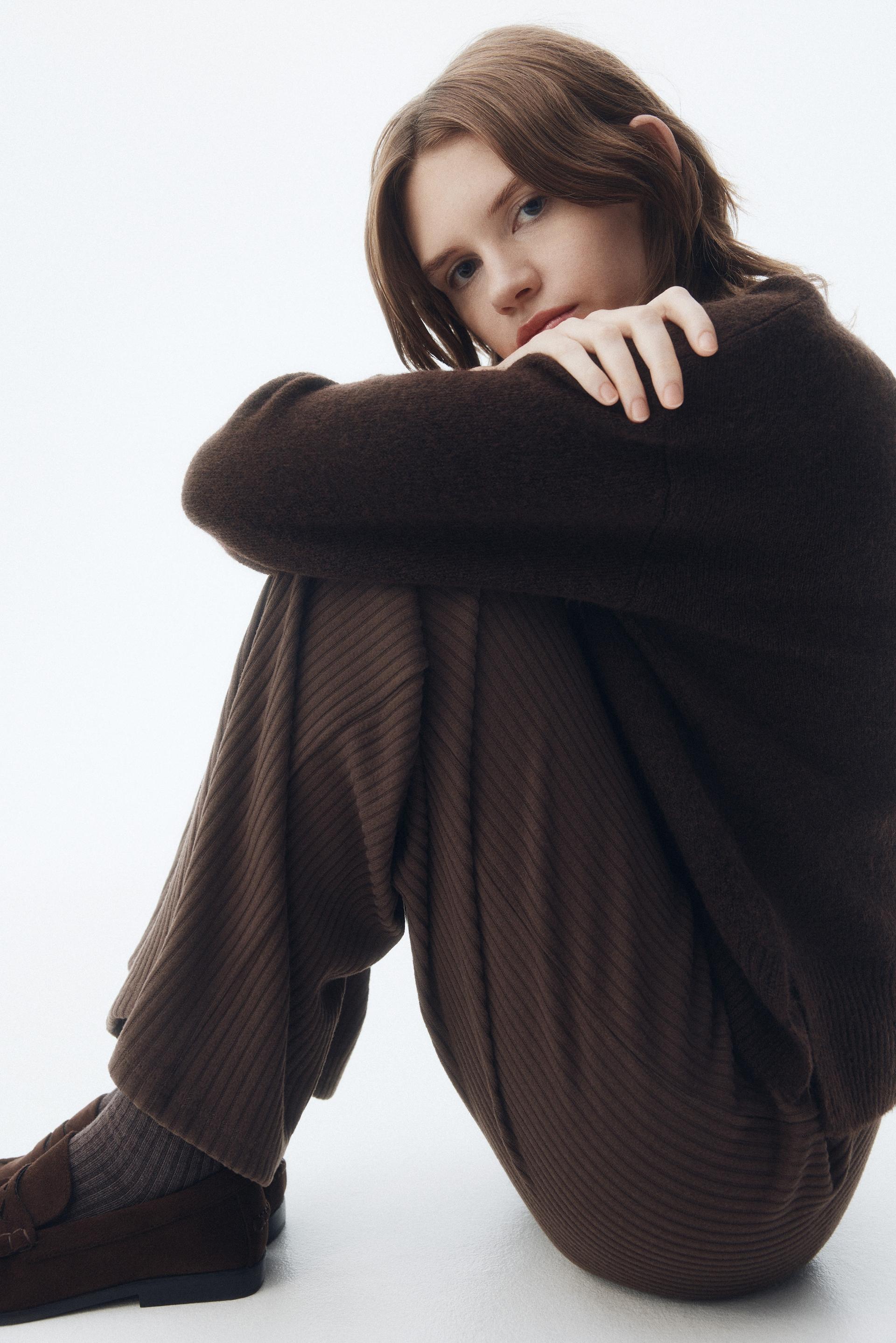 wide-leg rib-knit pants