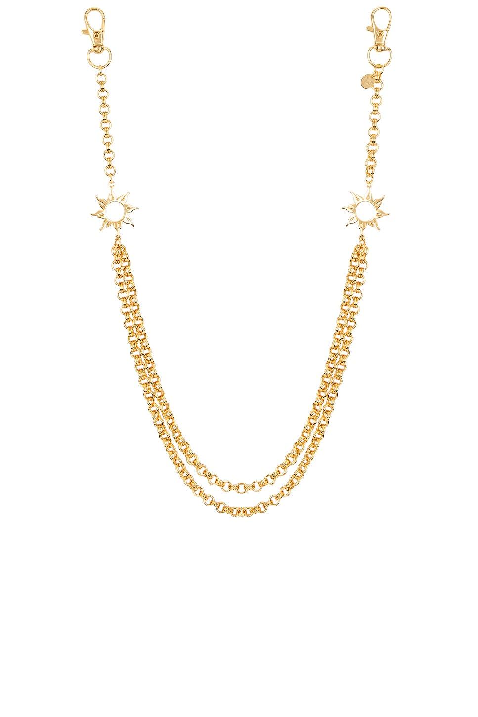 x leslie amon aftersun chain belt