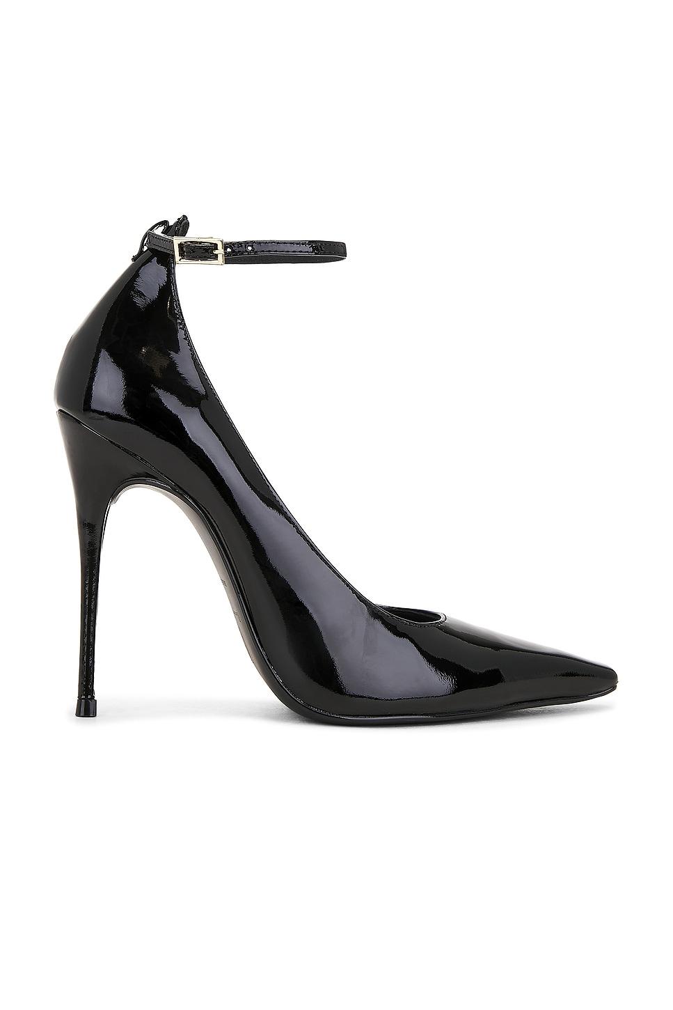 x revolve coppola pump