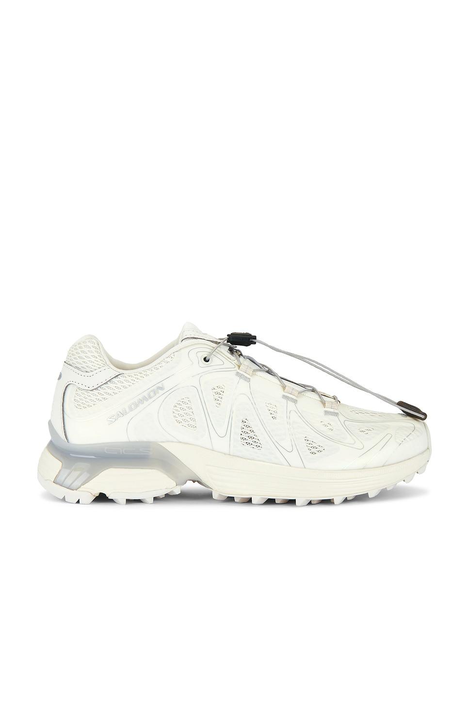 xt-whisper void sneaker